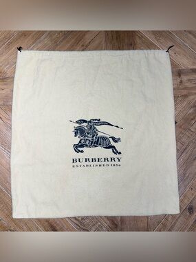 Authentic Burberry Extra Large Tan Brushed Cotton Dust Bag 22.5” x 22.5”